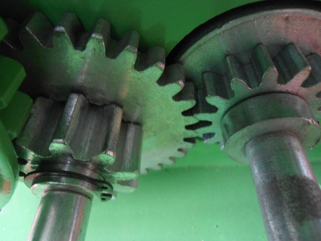 手動(dòng)絞盤(pán)軸承.jpg 手動(dòng)絞盤(pán)軸承.jpg